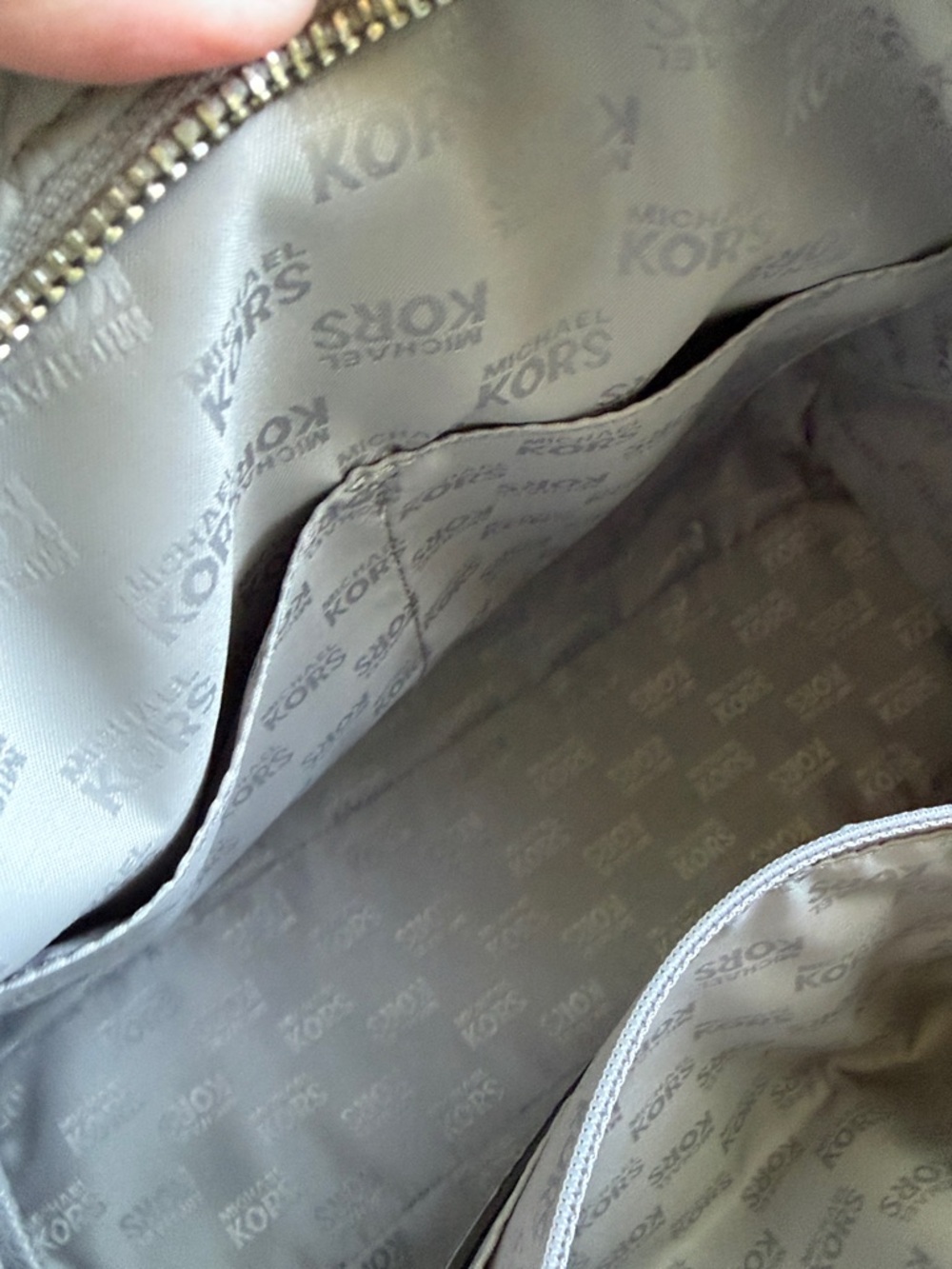 NWOT Michael Kors Light Gray Pebbled Leather Satchel with MK Charm & Chain Strap - Picture 13 of 15